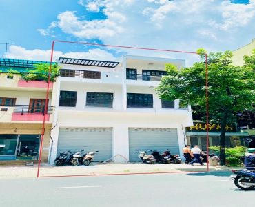 Cho Thuê Nhà Đường Nguyễn Đình Chiểu 8m x 17m ( 4 Tầng ), Quận 3.